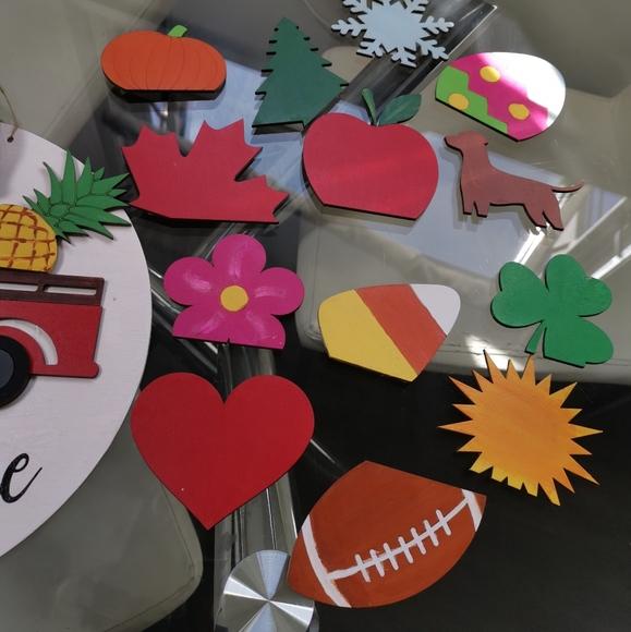 Interchangeable handmade welcome sign - Picture 1 of 3